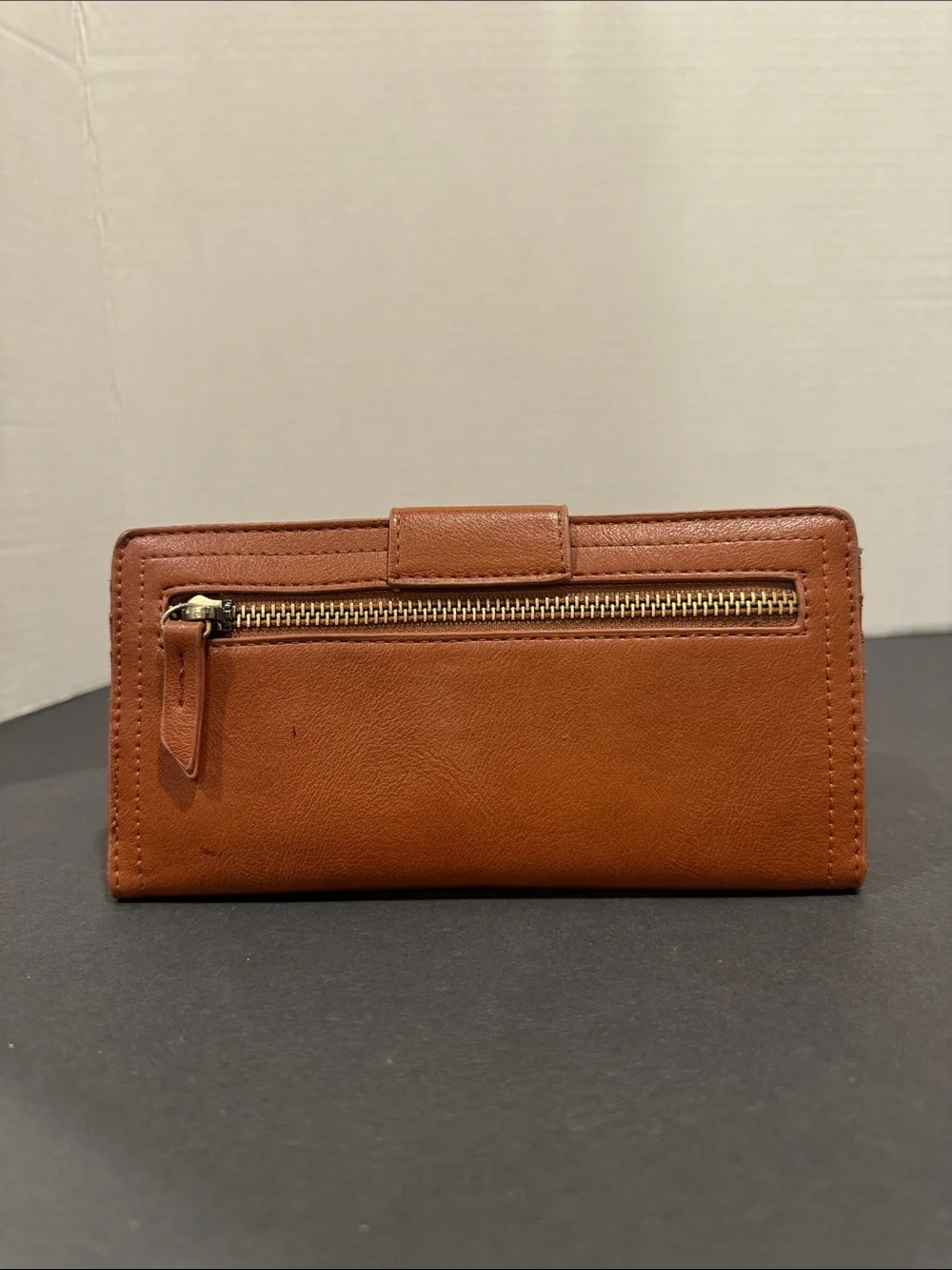 Antik Kraft Leather Tab Snap Wallet - Camel Brown